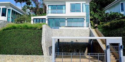 3-Storey Sea View Pool Villa – Luxury Living by the Coast